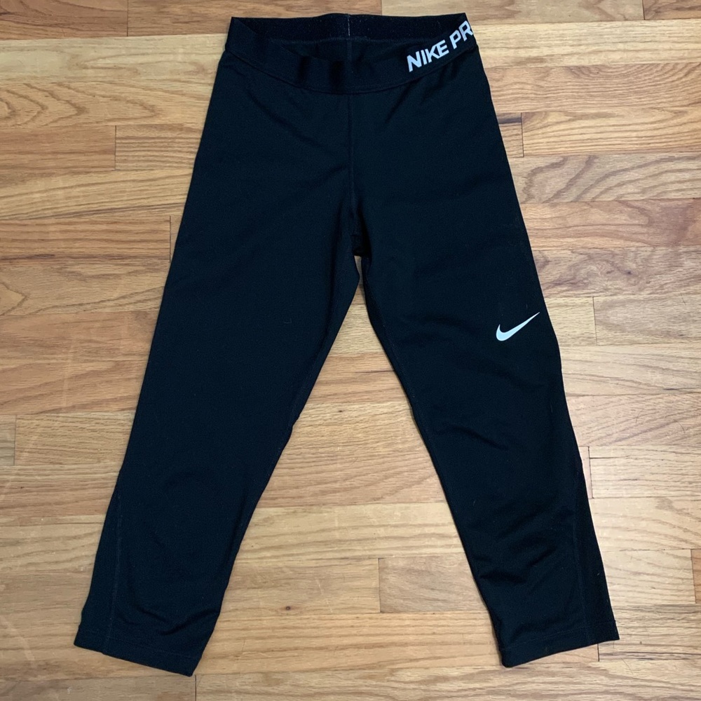 Women’s Nike Pro Dri-Fit Crop Leggings